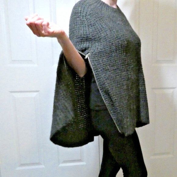 Mod Gray Cape Knit French Connection Vintage Sweater Poncho Zip up Sides Size M - Picture 5 of 13